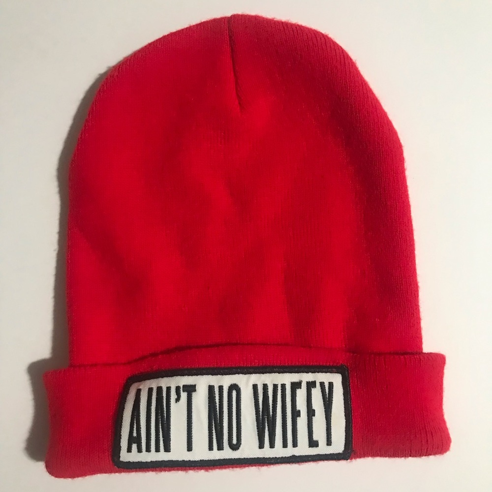 DIMEPIECE “Ain’t No Wifey” Beanie